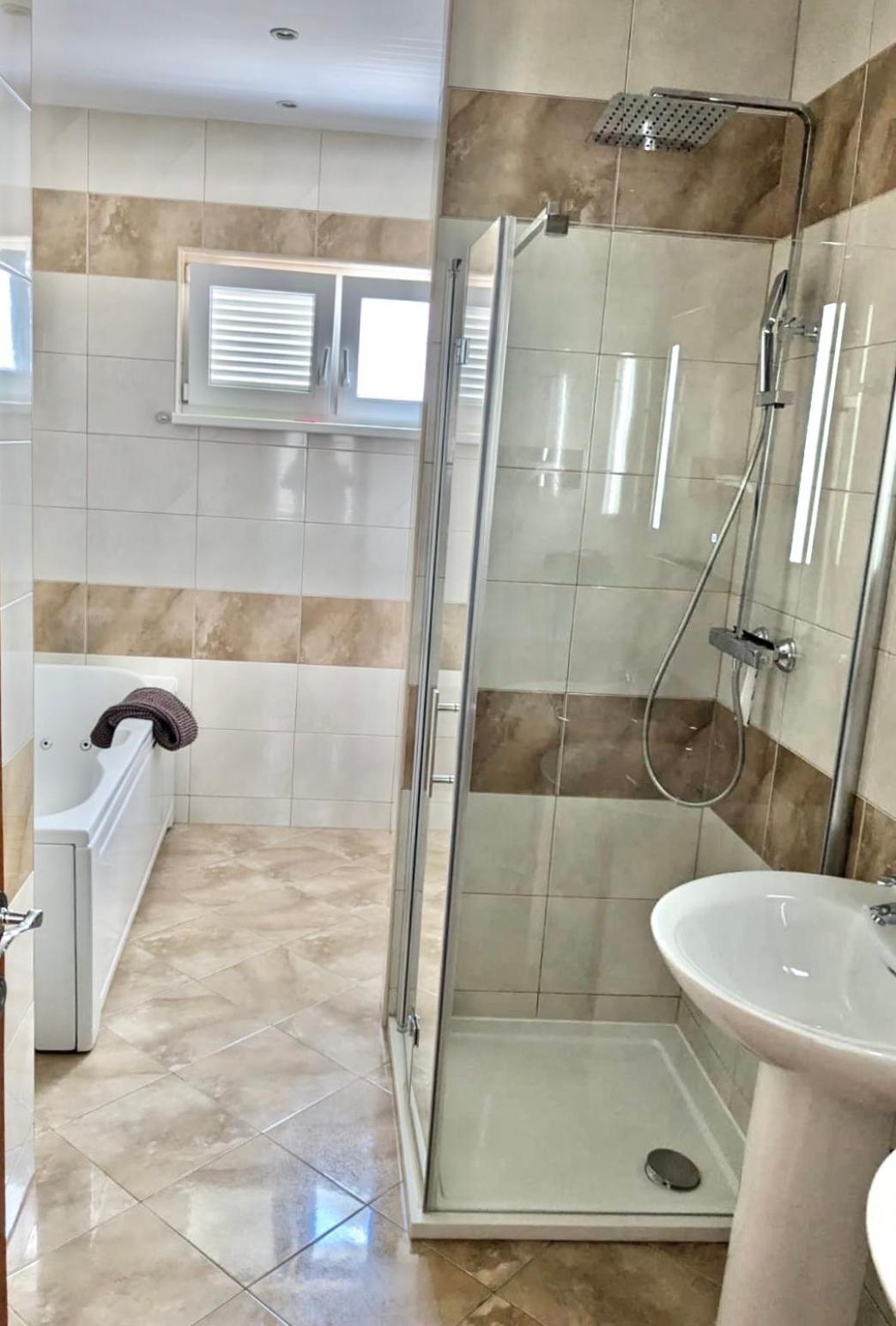 Luxury Villa Eternity - Marvelous Sea View - Box Spring Beds - Opatija-Poljane Exteriör bild