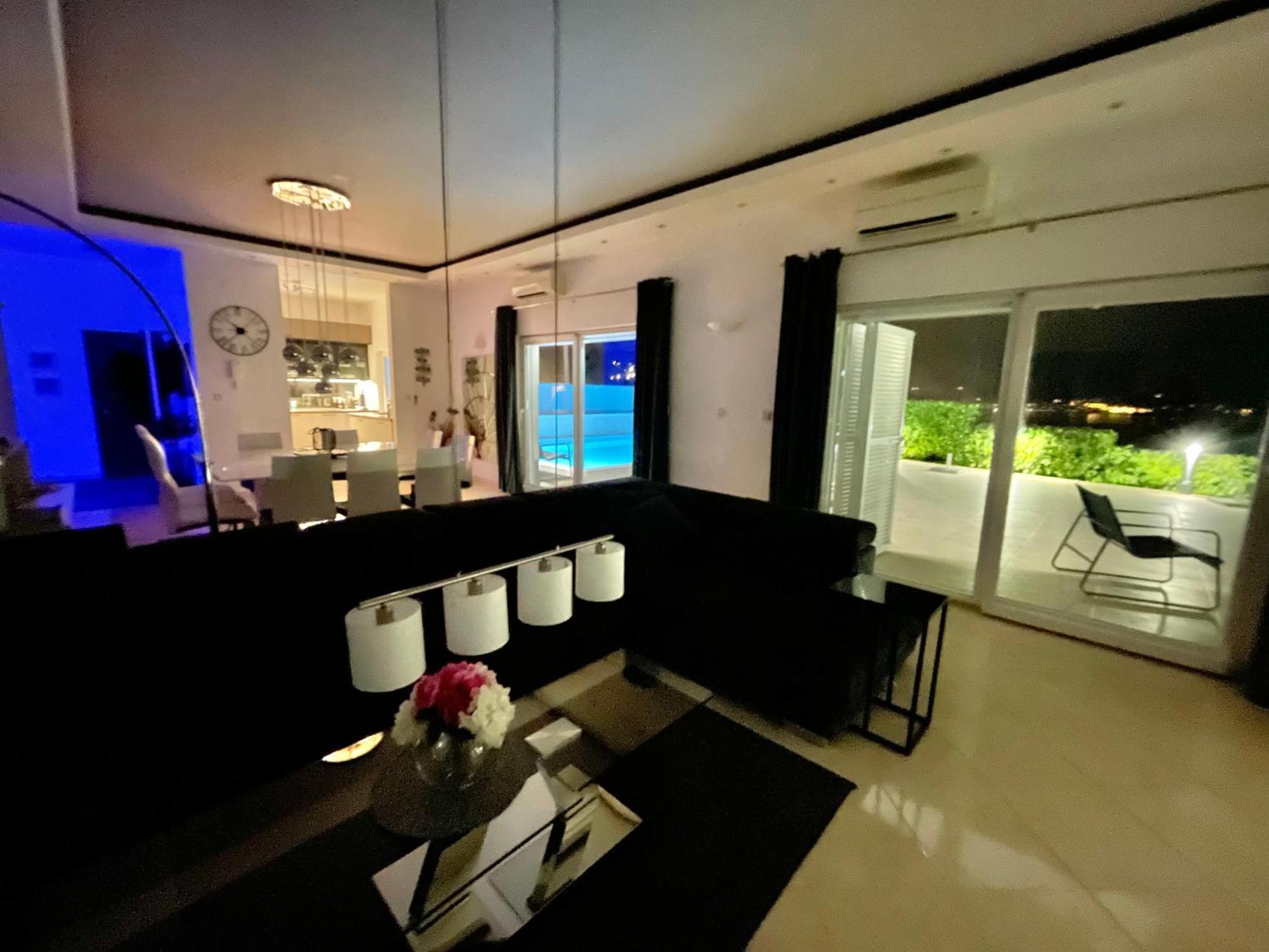 Luxury Villa Eternity - Marvelous Sea View - Box Spring Beds - Opatija-Poljane Exteriör bild