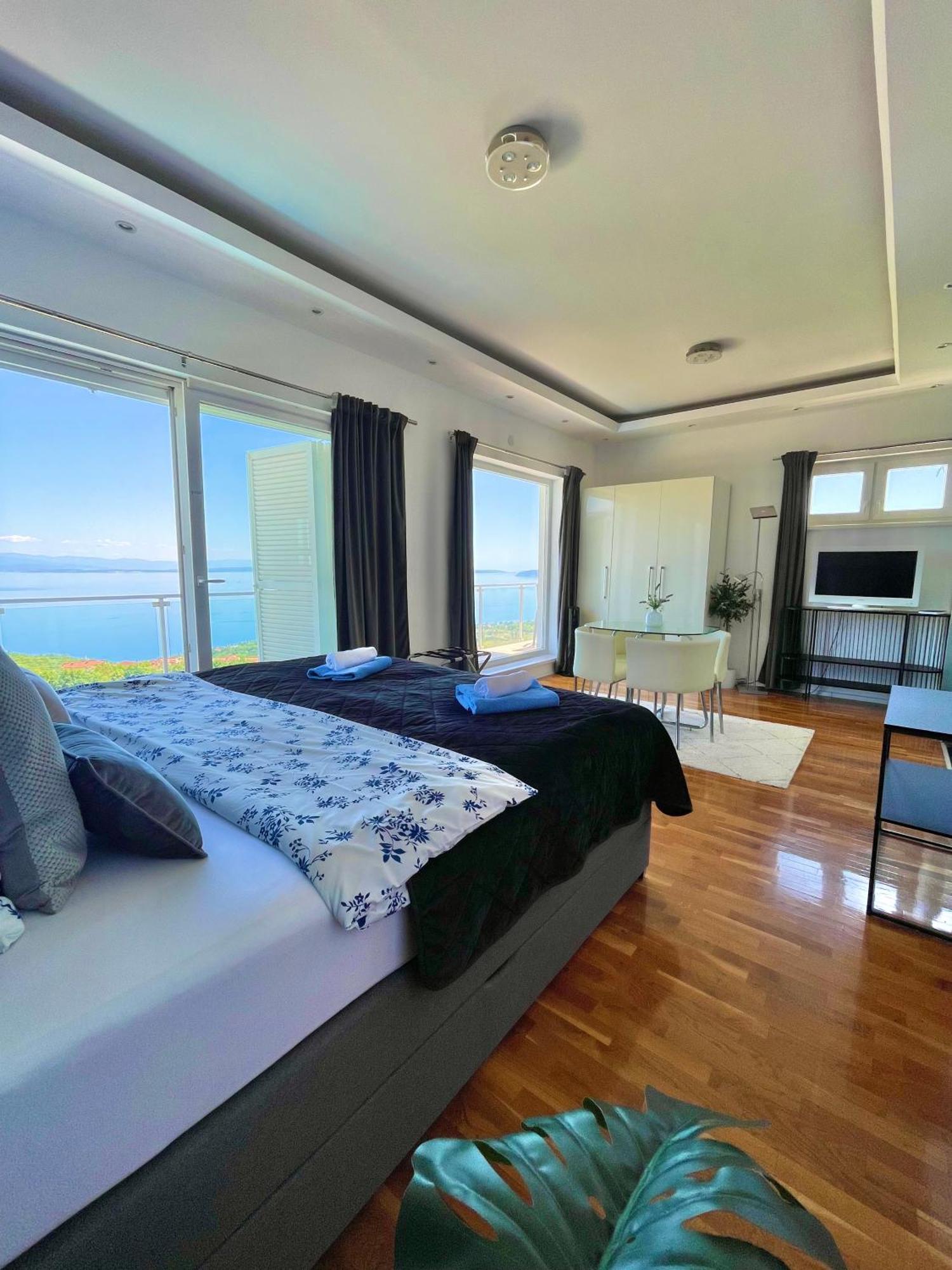 Luxury Villa Eternity - Marvelous Sea View - Box Spring Beds - Opatija-Poljane Exteriör bild